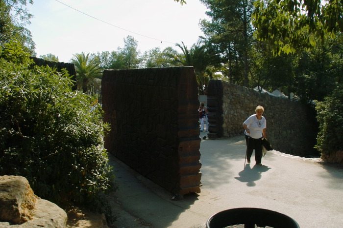 gusseisernes Drehkreuz am Ost-Eingang Park Güell