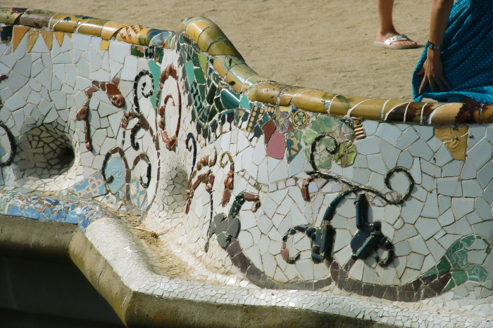 Hauptplatz Park Güell mit Schlagenbank