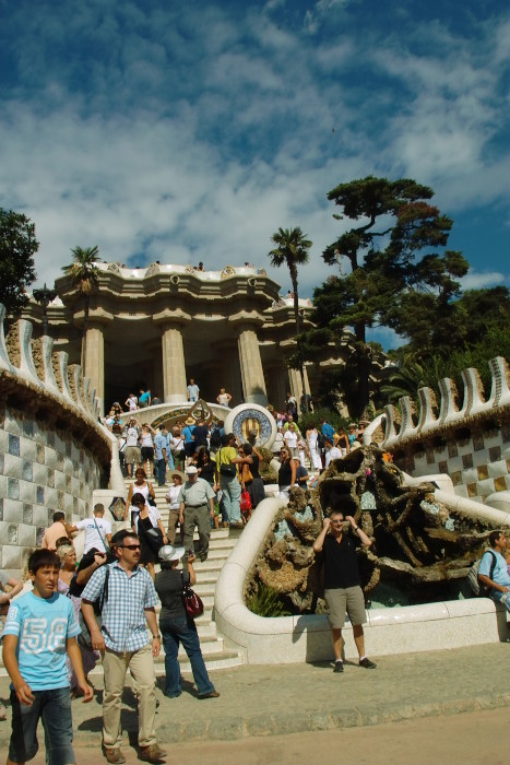 Doppeltreppe am Eingangsbereich vom Park Güell