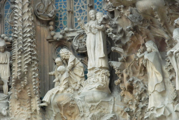 Weihnachtsfassade der Sagrada Família - Engel